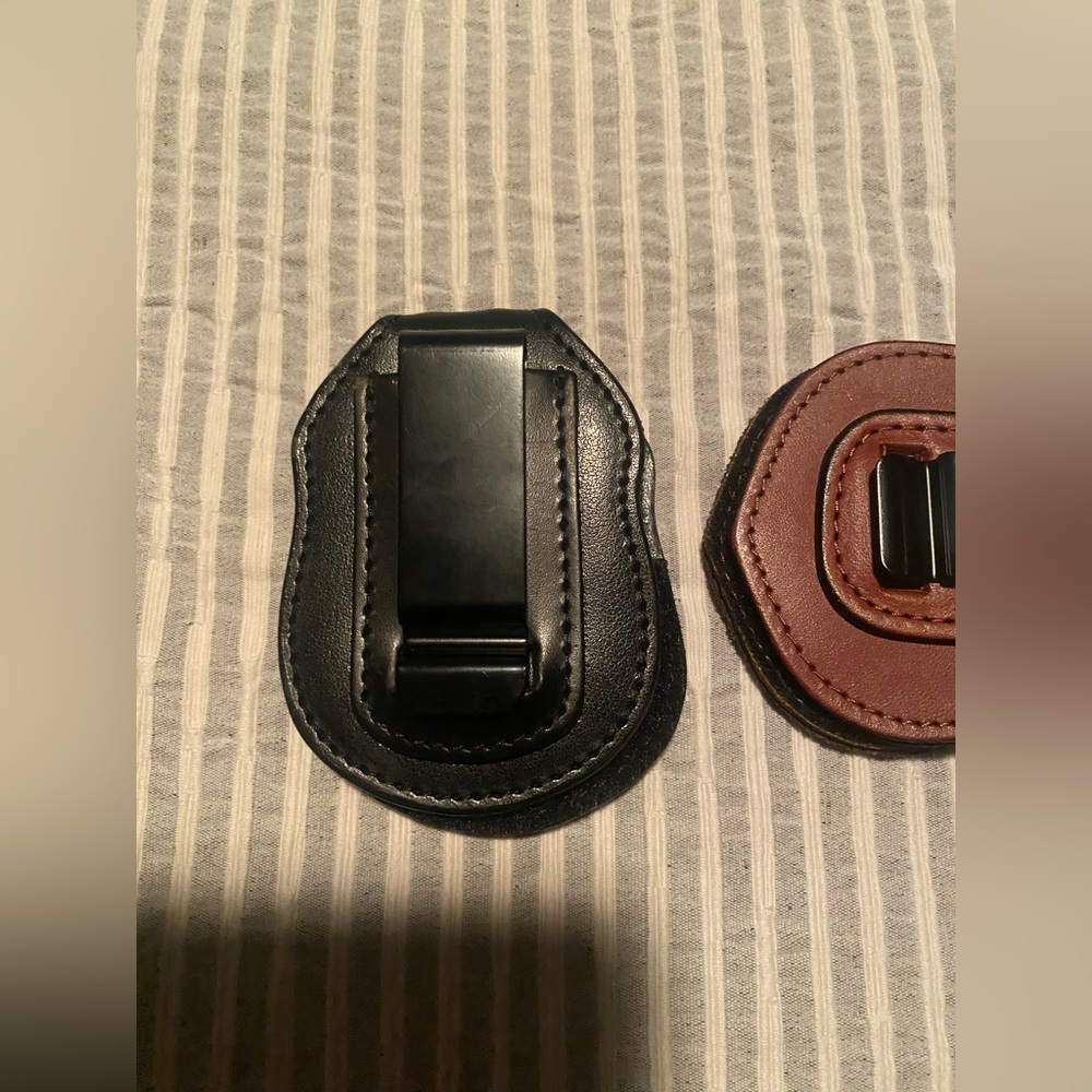 Sergeant Shield Badge Clips - Picture 2 of 3